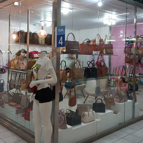 121bb3b7-f2df-456a-be1e-ed4fde8f05d7