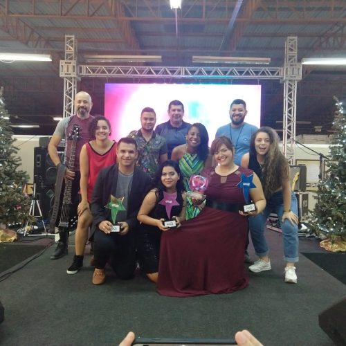 Campeões do Show de Calouros são premiados